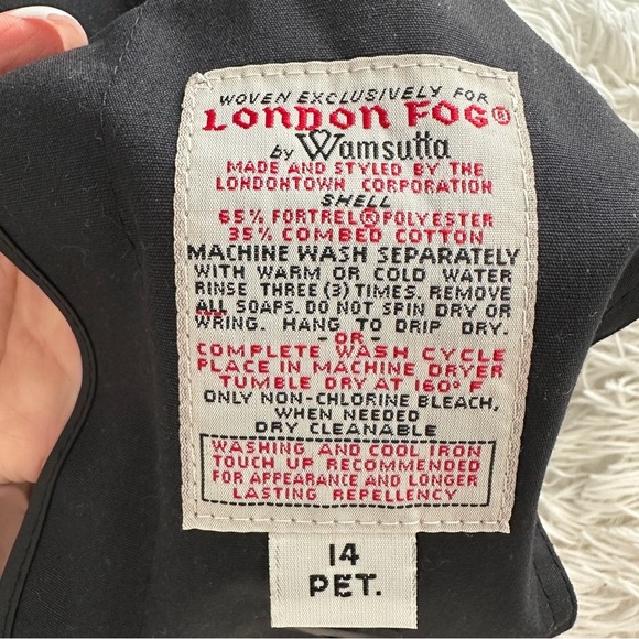 Vintage London Fog Black Trench Coat with Plaid Lining Belted Size 14 Petite - Picture 7 of 15